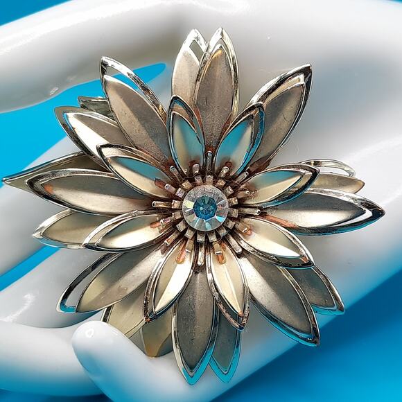 Vintage Gold Tone Flower Brooch, AB Rhinestone, 1960s, 2 3/8 Inch - Picture 2 of 10